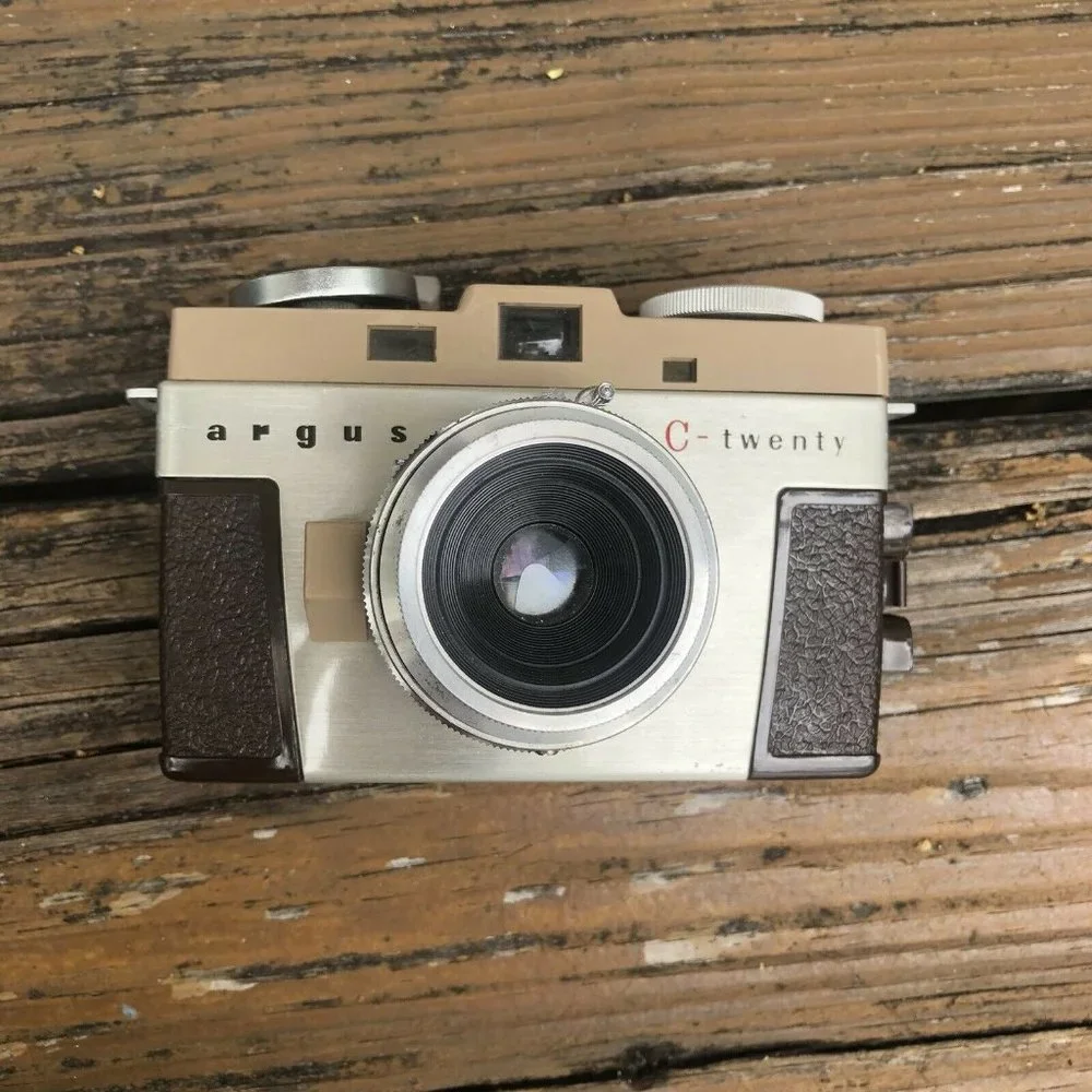Argus C Twenty Camera Brown Silver Tan Beige 35mm Rangefinder Vintage 50s